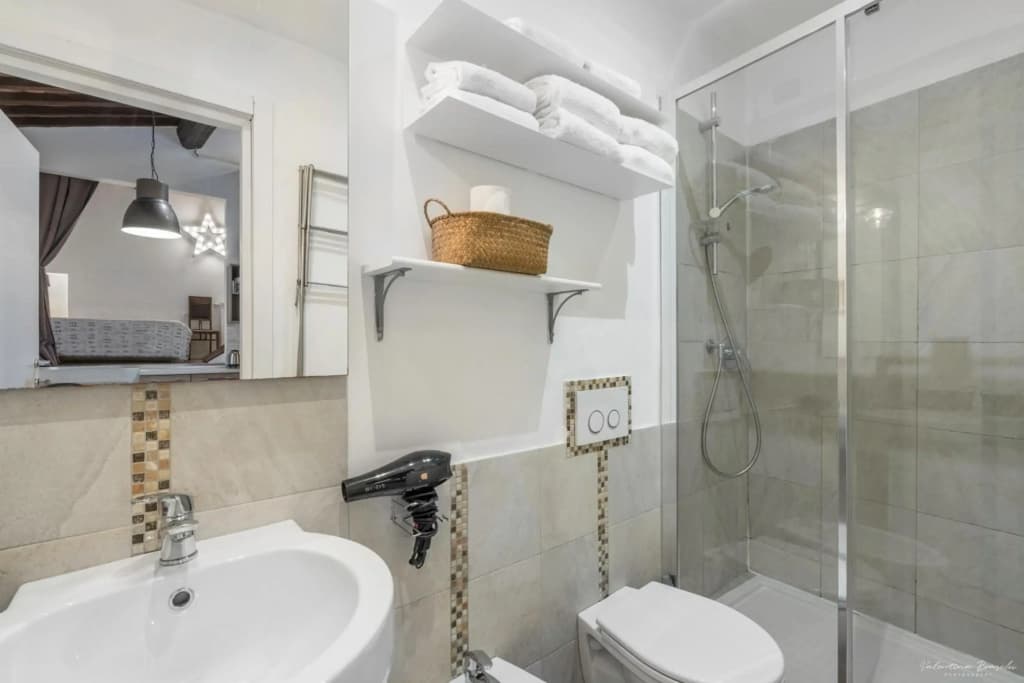 Florence Star Apartment - photo 9