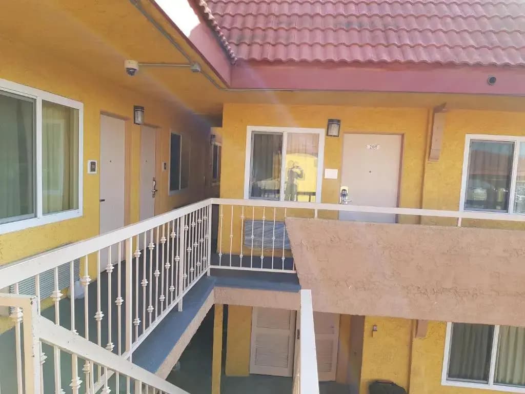 El Segundo Inn - photo 10