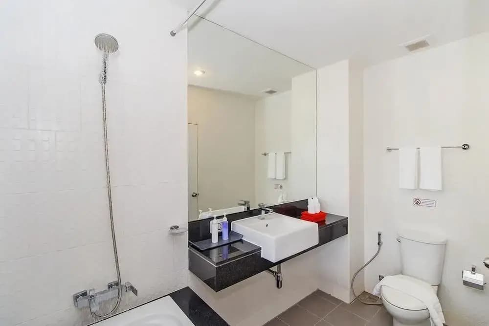 Chic Condo Karon by RESAVA - photo 8