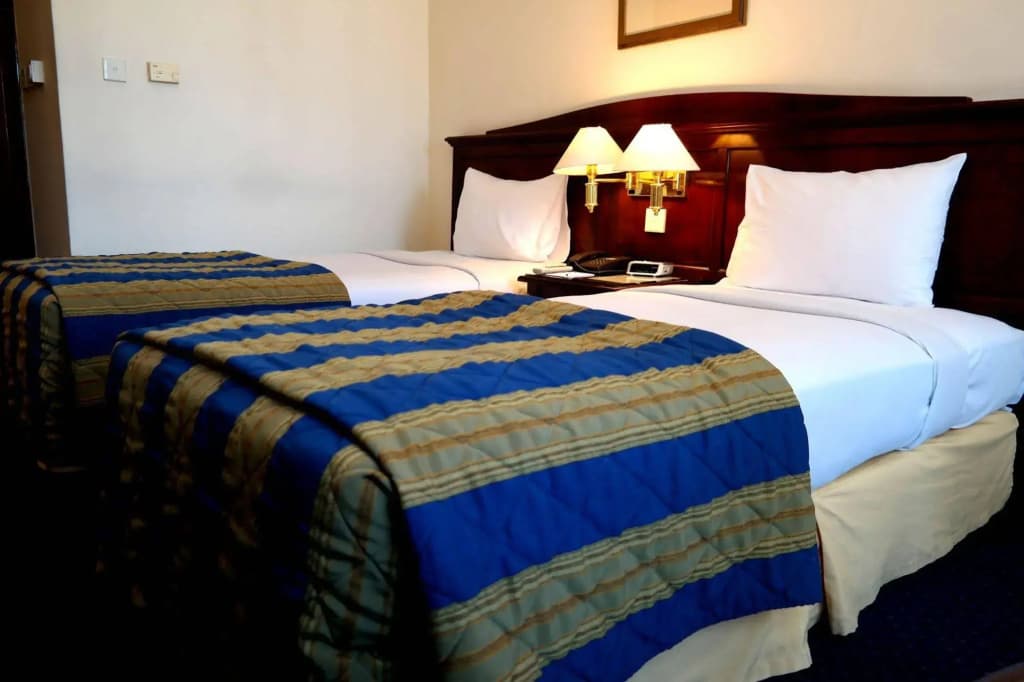 York International Hotel - photo 5