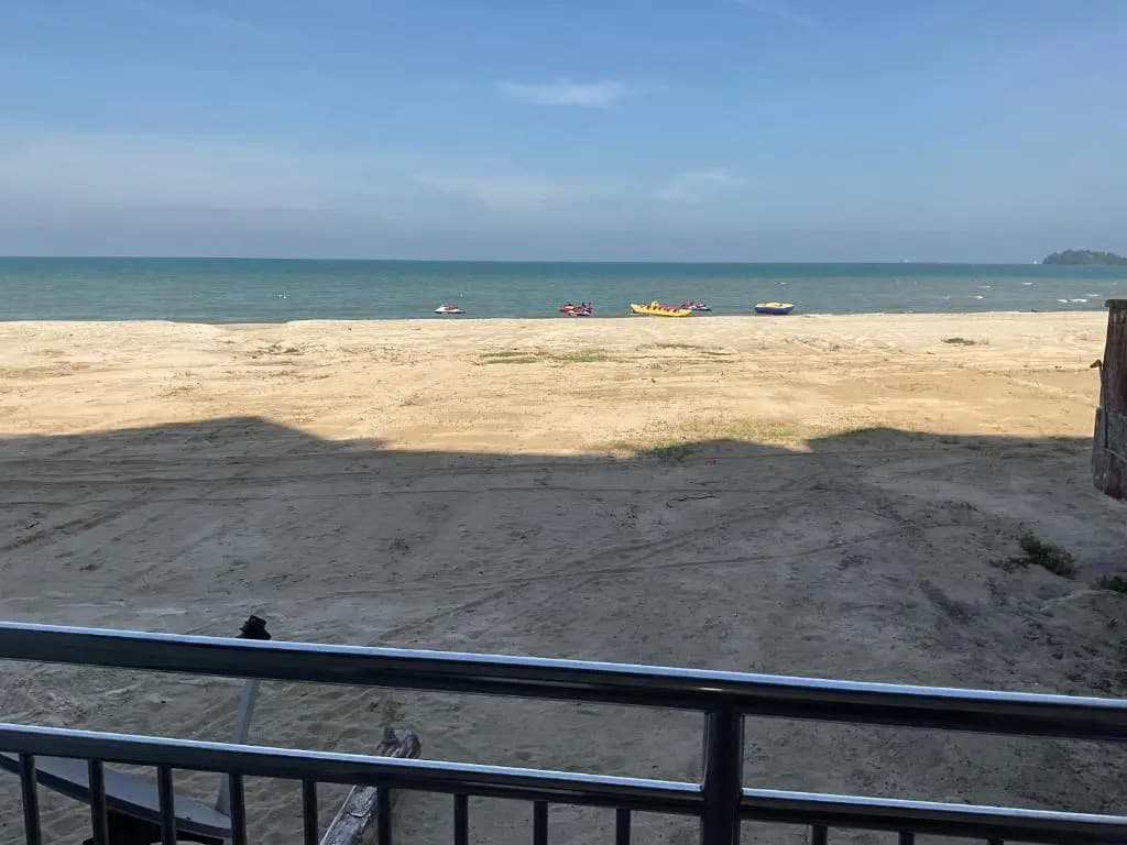 Port Dickson Paradise Lagoon Beachfront Apartment - photo 14