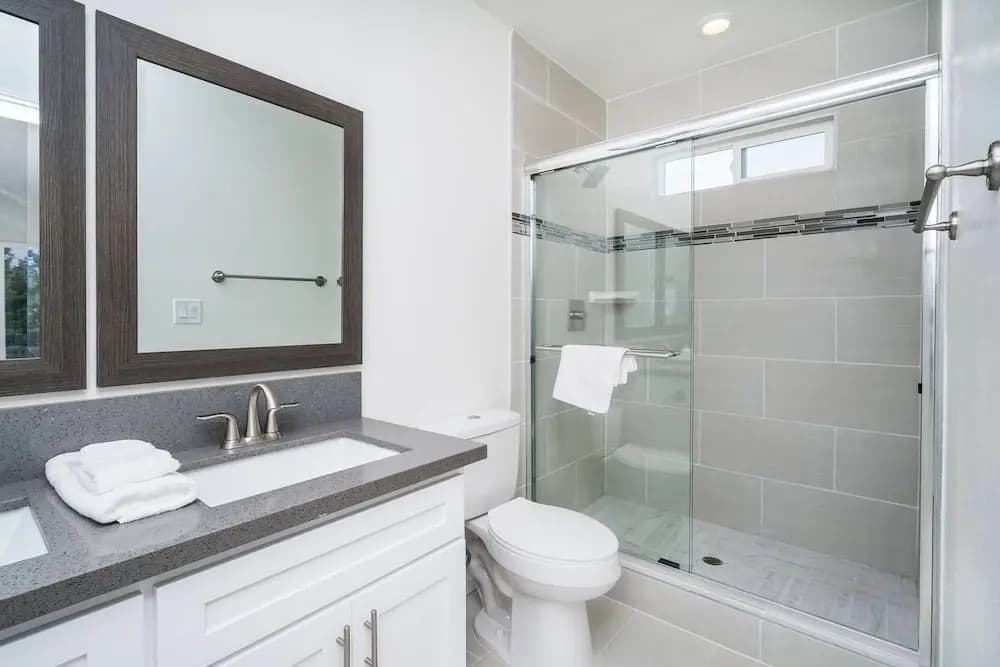 Brand NEW Luxury 3bdr Townhome In Silver Lake - photo 6