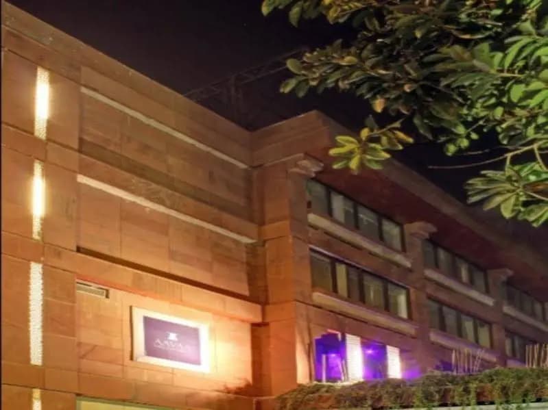 Aavaa Surya Continental Hotel - photo 6