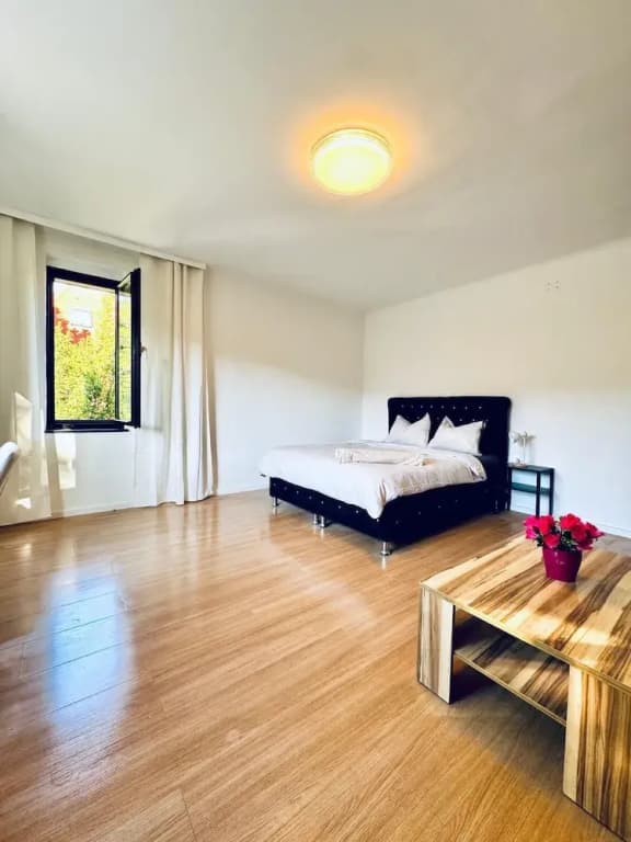 Spacious Garden Villa for 16 Guests - photo 2