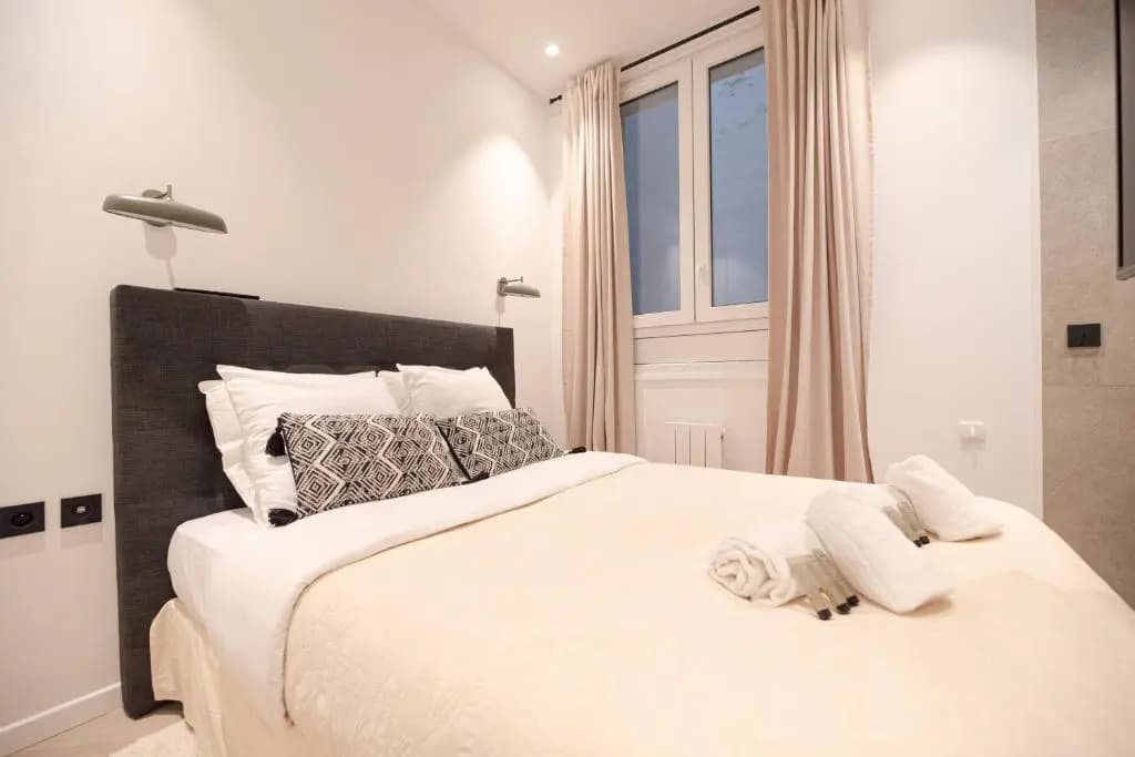 Lovely Home in Champs Elysées - With AC - photo 5