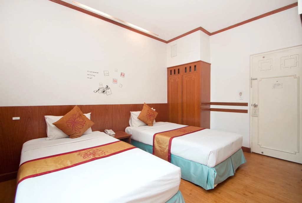 China Town Hotel - photo 5