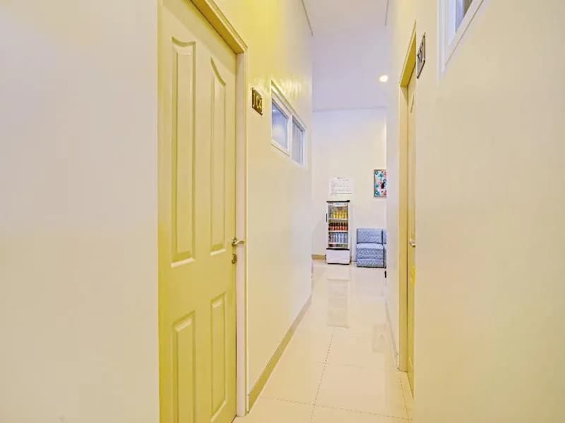 OYO 90302 Wisma Damai - photo 12