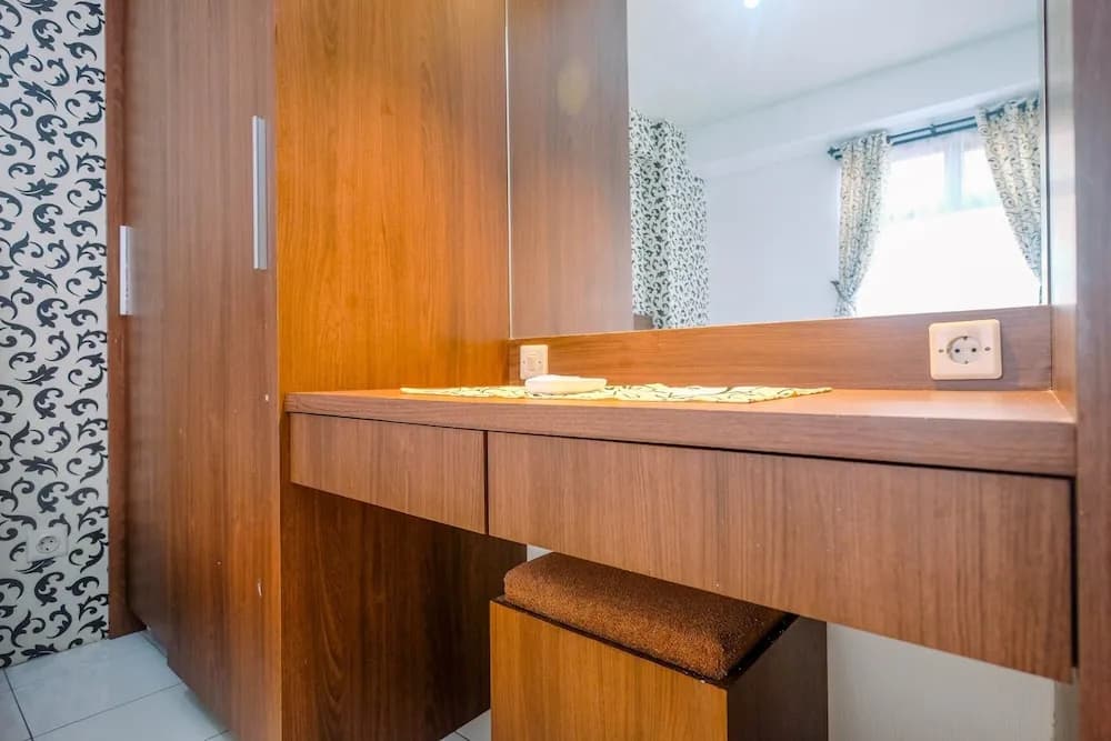 Good Location 2BR Apartment Kalibata City near Mall - photo 5