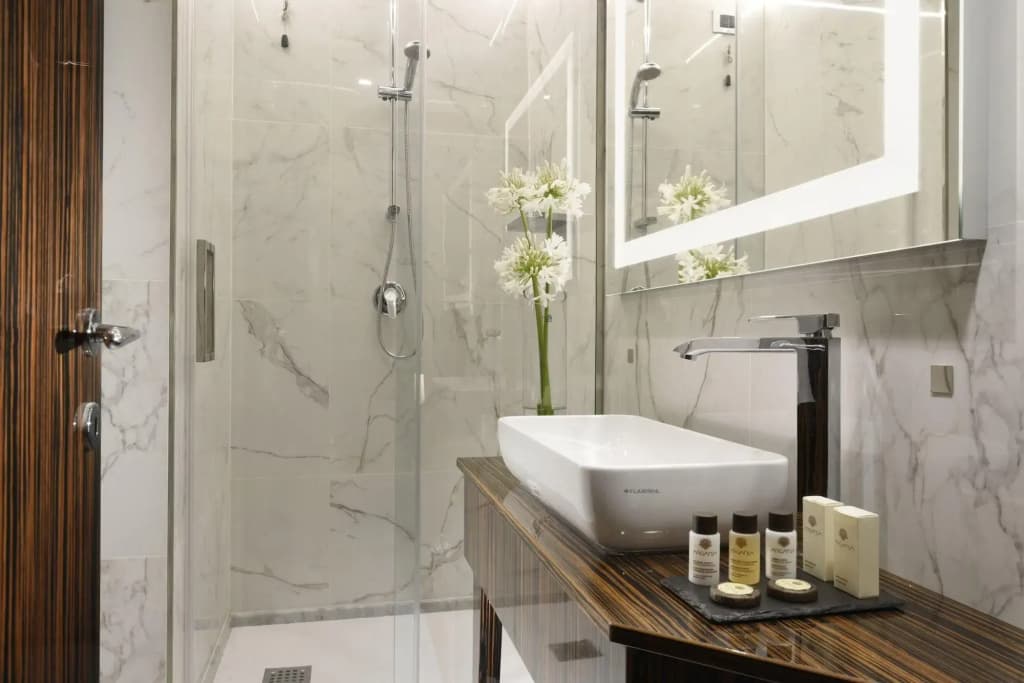 Le Boutique Hotel - photo 8