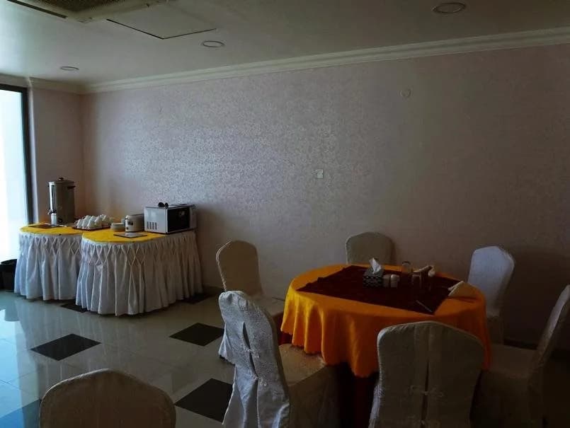 OYO 132 Al Reef Hotel - photo 15