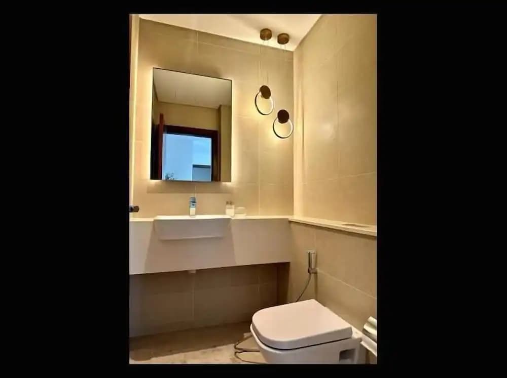 Panoramic 2BR with Marina View - photo 8