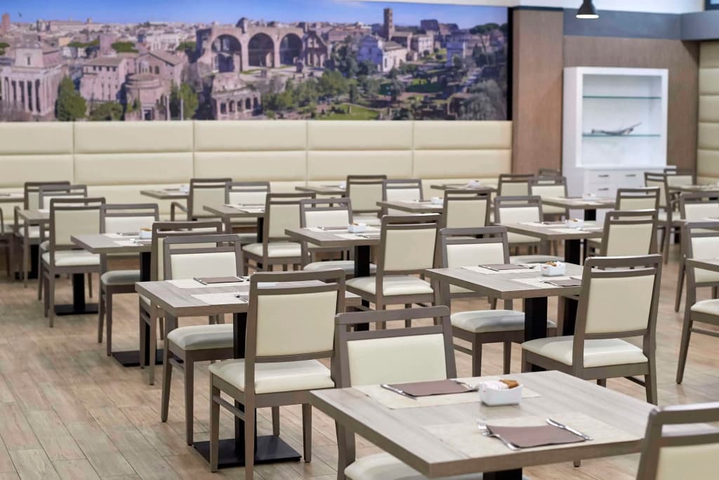 Occidental Aurelia - photo 25