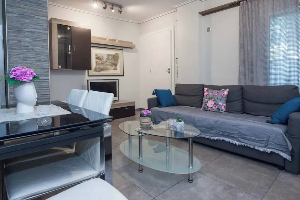 Fresh Spacious Studio Ampelokipoi Metro - photo 4