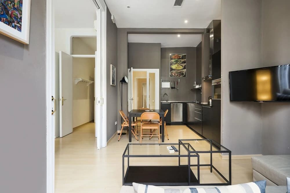 Uma Suites Eixample Barcelona - photo 6