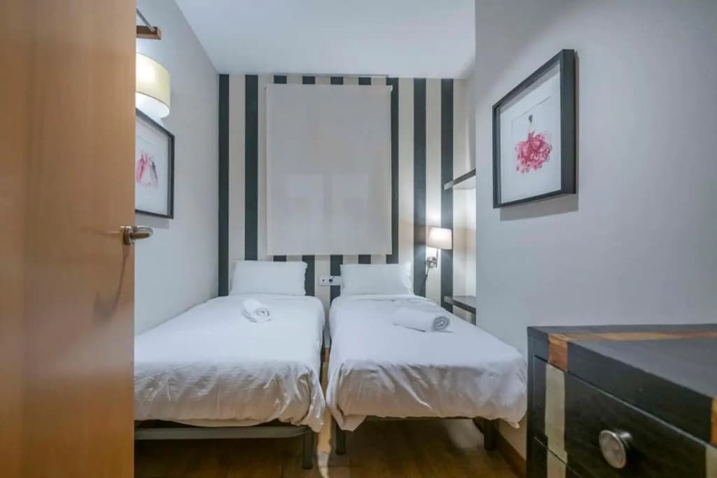 Modern and bright apartment in Eixample 1-2 - photo 19