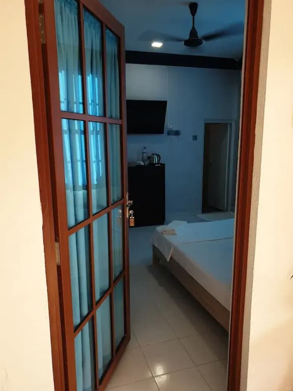 Nature Inn Himmafushi - photo 3