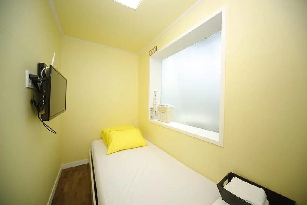 24 Guesthouse Sinchon Avenue - photo 6