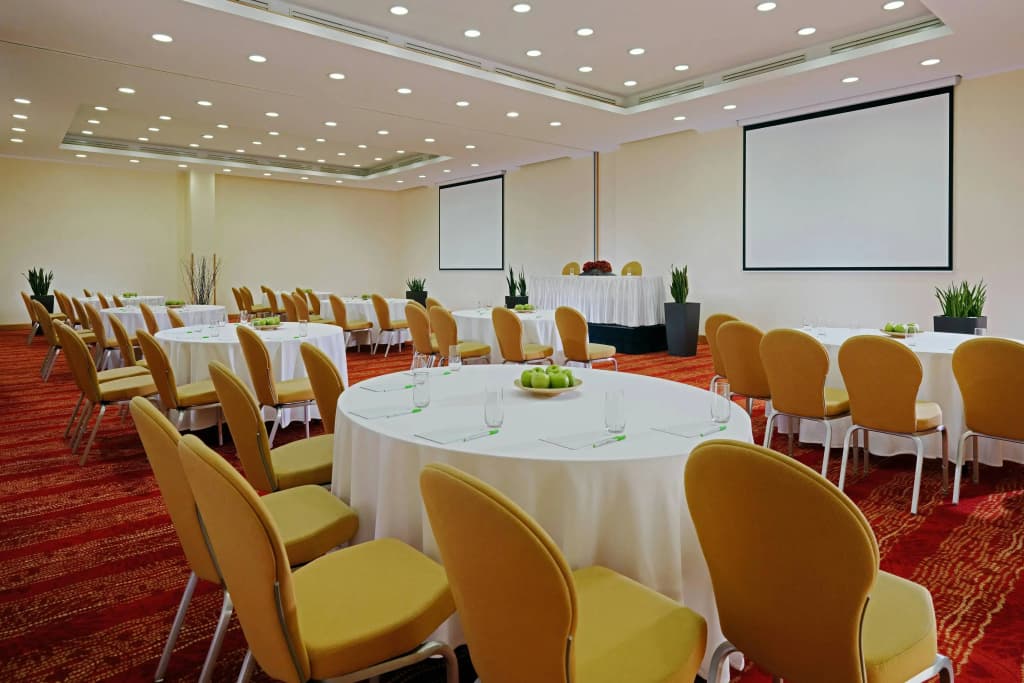 Courtyard by Marriott Budapest City Center - photo 16