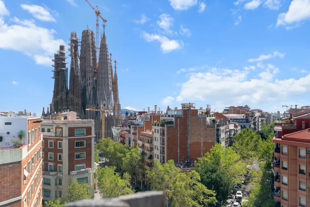 Sweet Home Barcelona - photo 3
