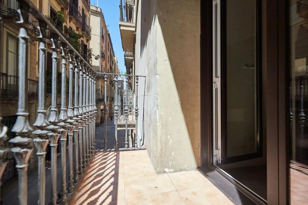Ella Hostel Ramblas - photo 19