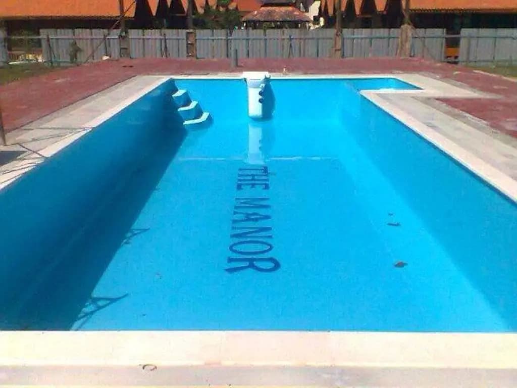 The Manor Beach Resort - photo 11