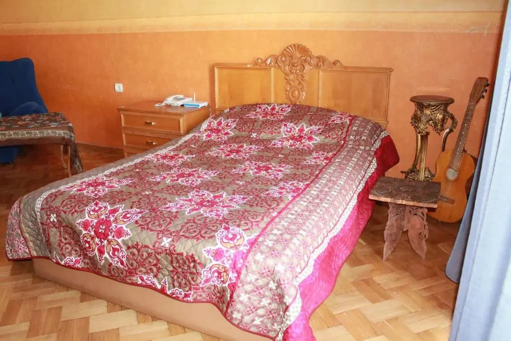 9 Shio Chitadze Street - photo 2