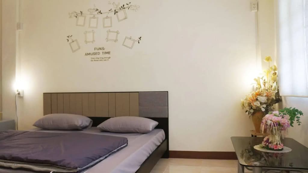 Wake Up Hostel Bangkok - photo 5