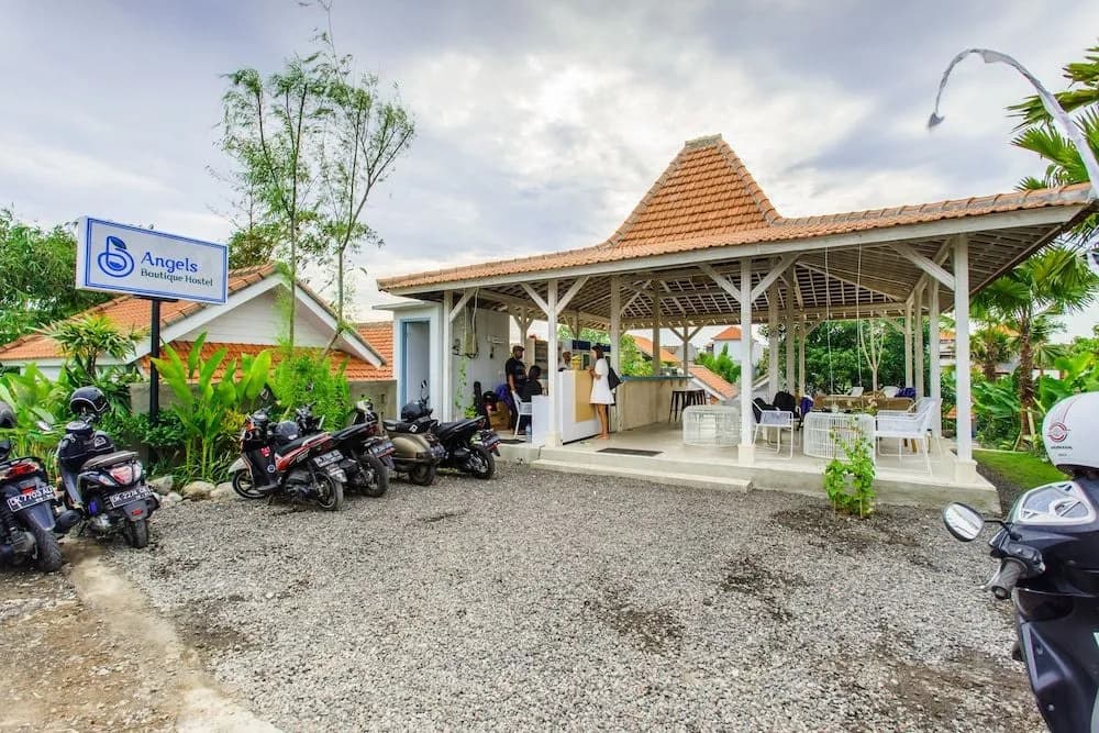 Angels Boutique Hostel Canggu - photo 8