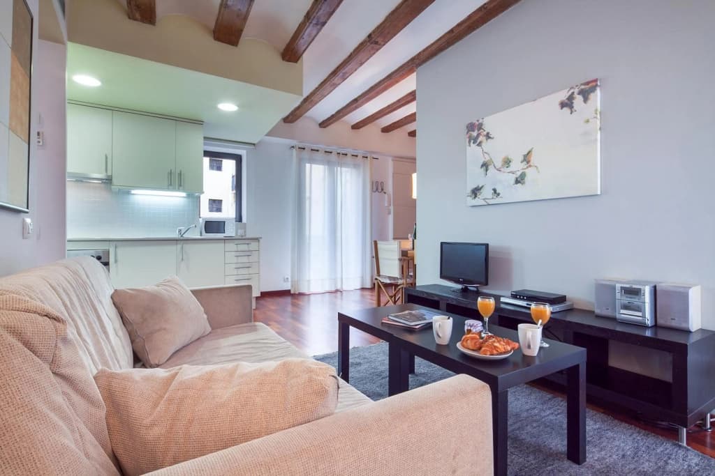 Inside Barcelona Apartments Esparteria - photo 3