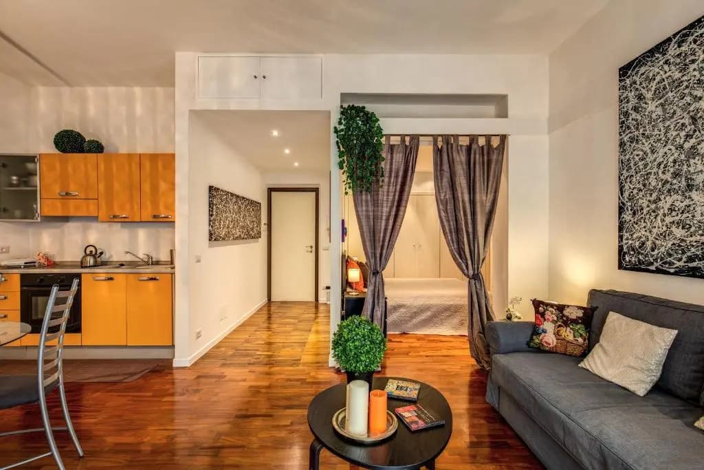 Lovely nest in Prati district - photo 2