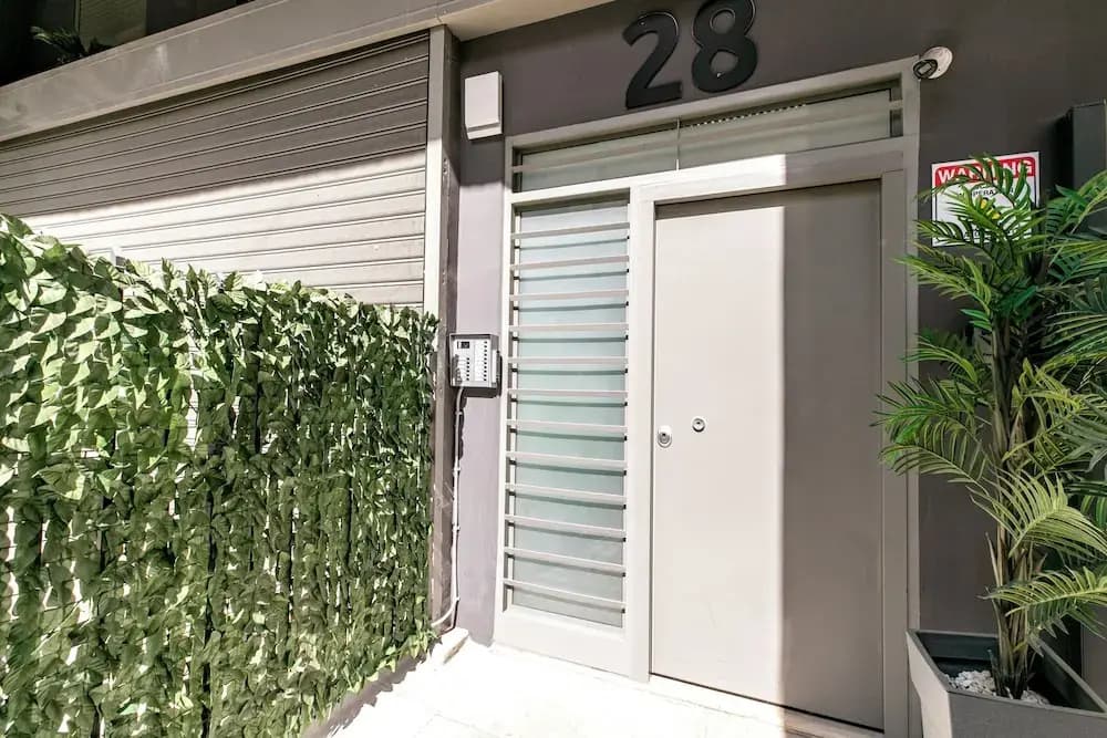 Orion Stunning Studio in Athens - photo 1