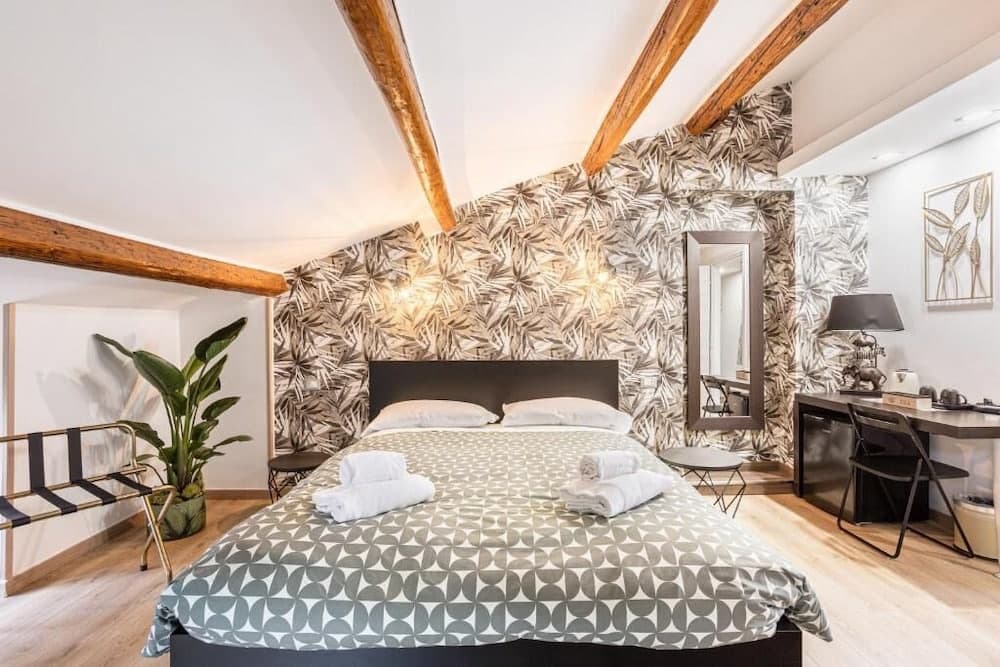Vatican Vittoria Suites - photo 6