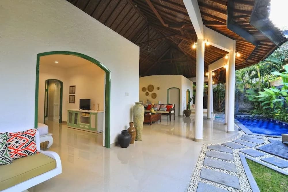 Singgah Villas Seminyak - photo 18