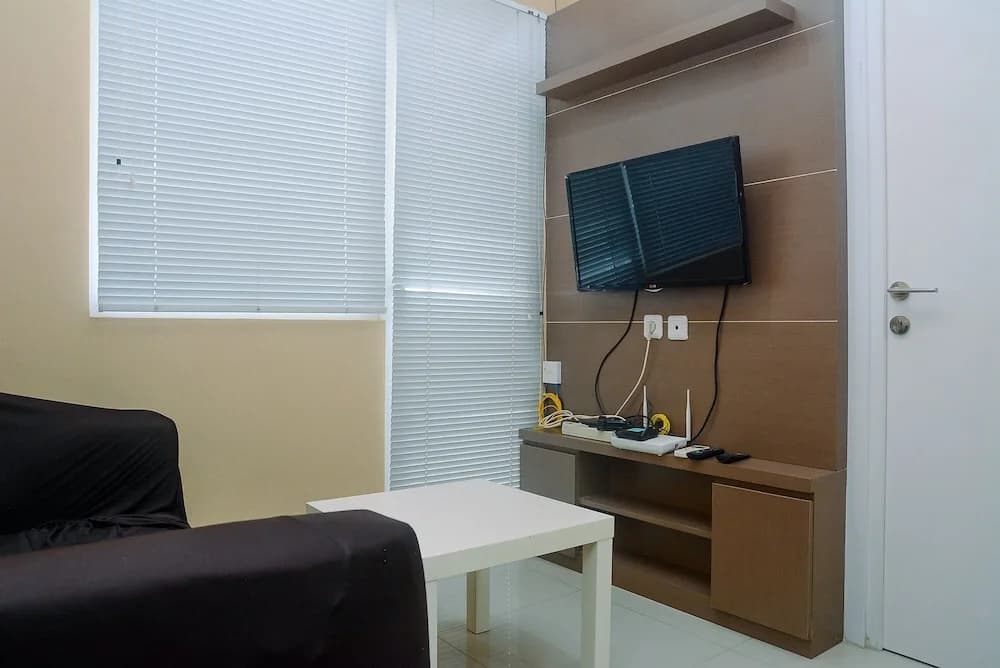 Furnished Green Pramuka City 2BR Apartment near Mall - photo 10