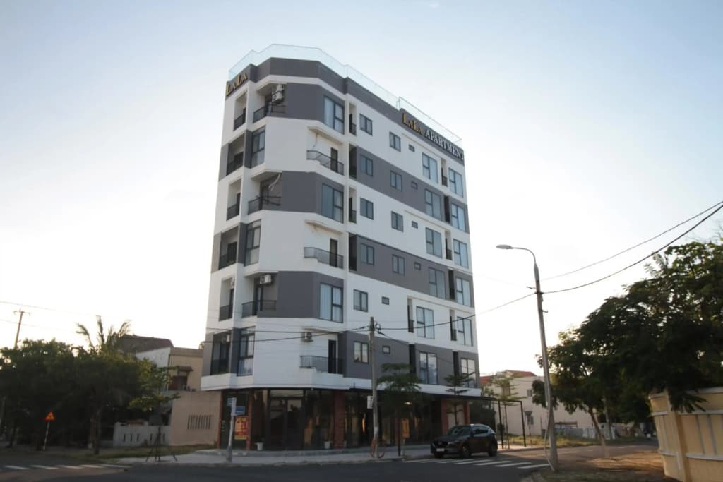 LaLa Apartment and Hotel - photo 1