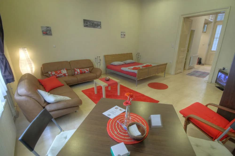 Budapest City Center Apartments - photo 11