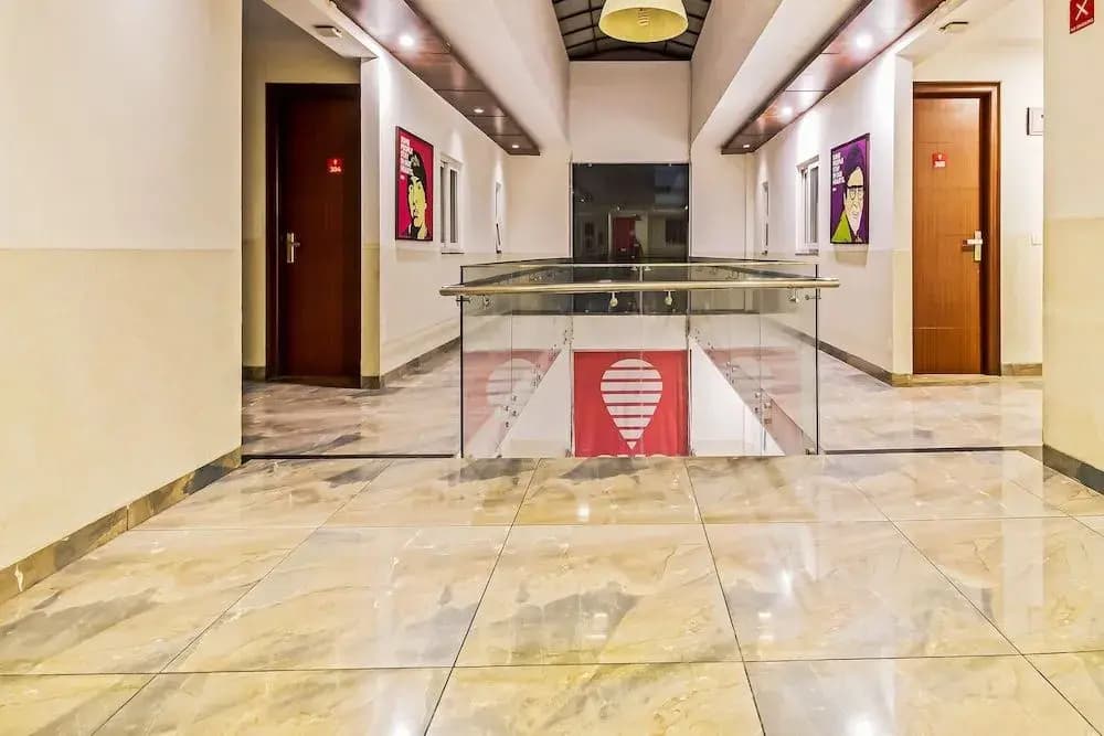 OYO Flagship 556 North Campus - photo 12