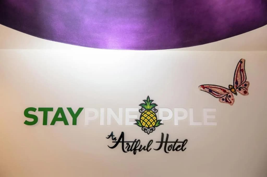 Staypineapple, An Artful Hotel, Midtown - photo 37