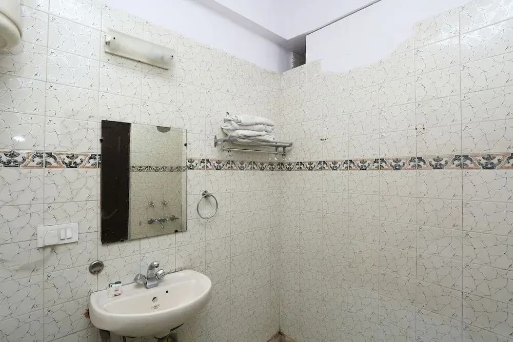 OYO 33359 Corporate Villa - photo 8
