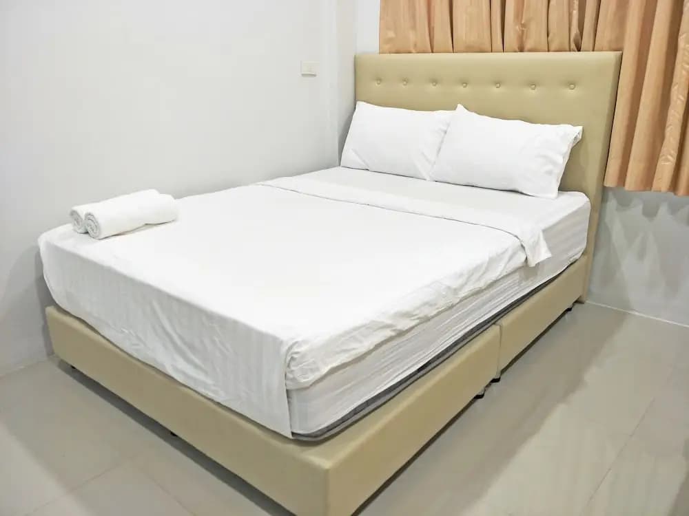 The Rooftop Residence Hostel - photo 29