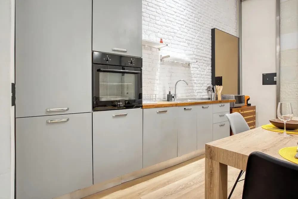 JOIVY Stylish Central Maisonette - photo 16