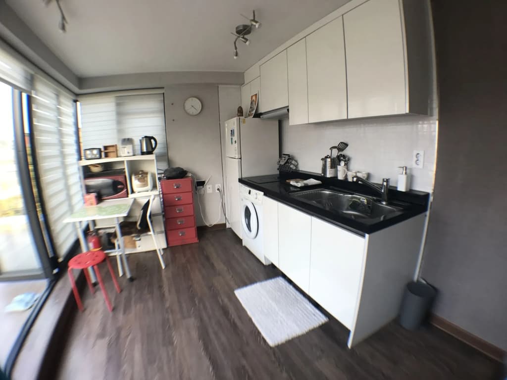 Myeongdong Artmonstay Guesthouse - photo 26