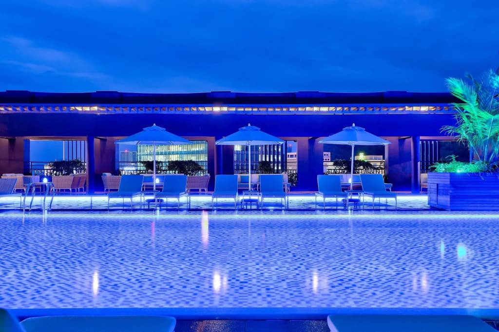 Hilton Kota Kinabalu - photo 20