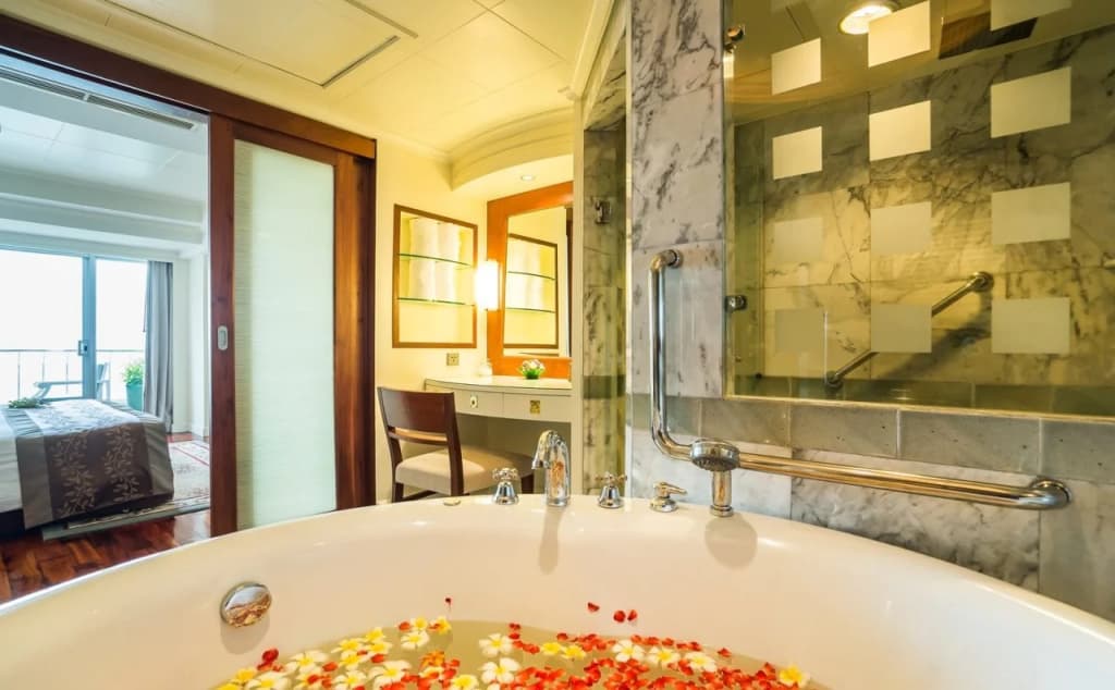 Royal Wing Suites & Spa Pattaya - photo 9