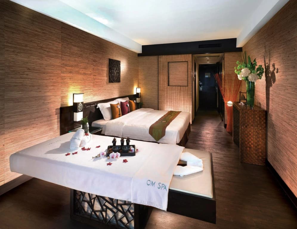 Regal Riverside Hotel - photo 7