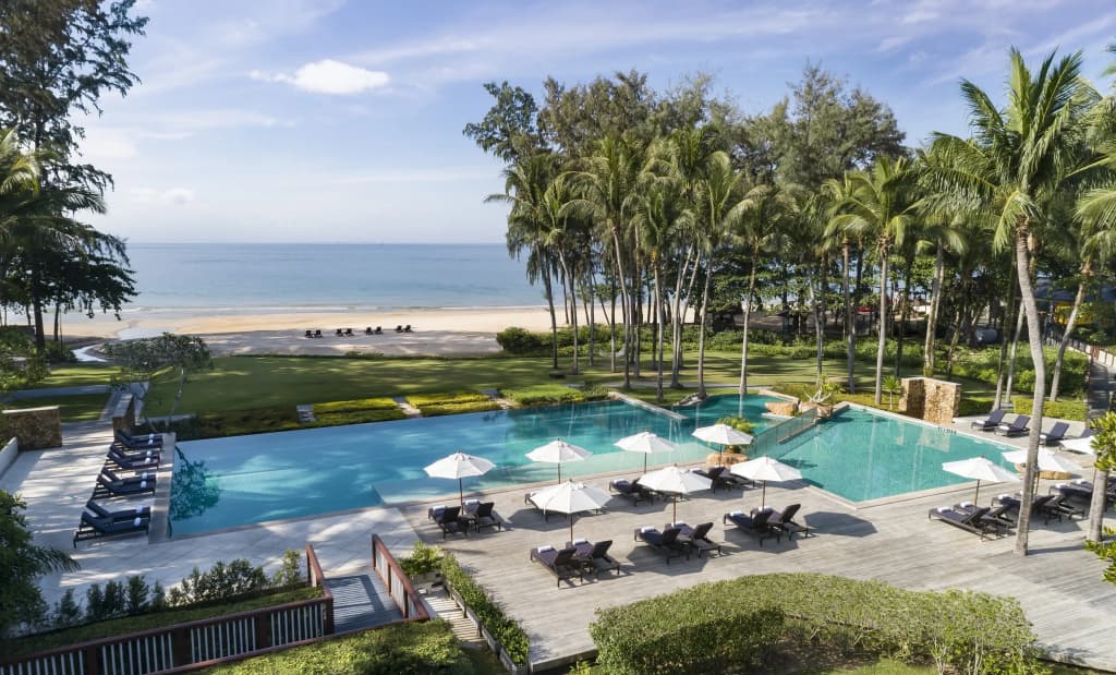 Dusit Thani Krabi Beach Resort Hotel - photo 42