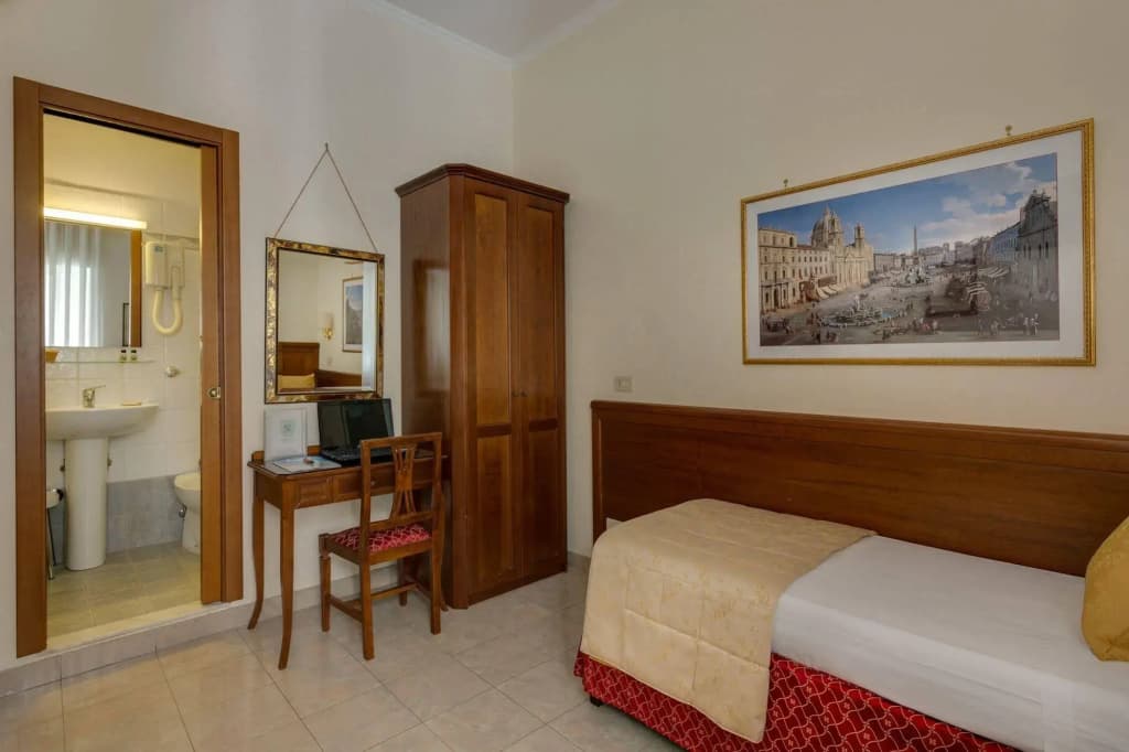 Hotel Silla - photo 4