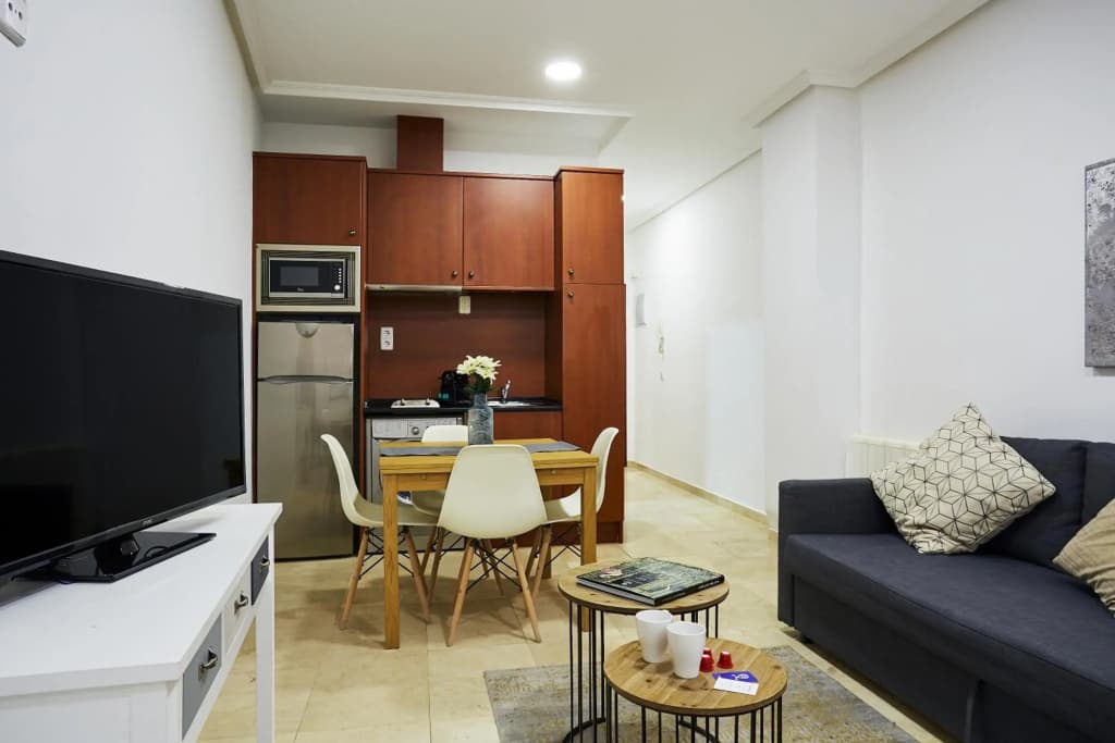 LEEWAYS LOFT V in GRAN VÍA - photo 12