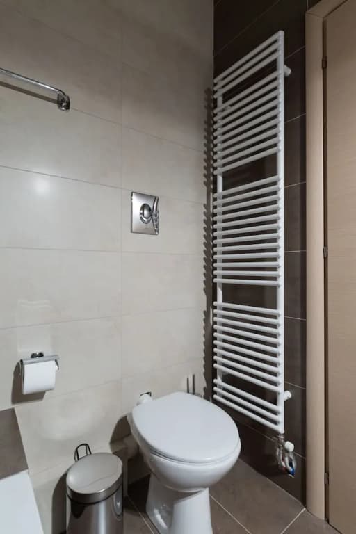 UPSTREET Stylish & Spacious 2BD Apt-Thiseio - photo 8