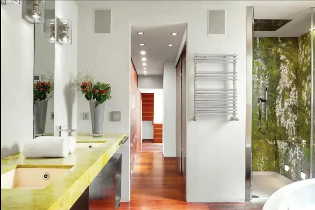 Unique Penthouse 10 Steps from Duomo - photo 6